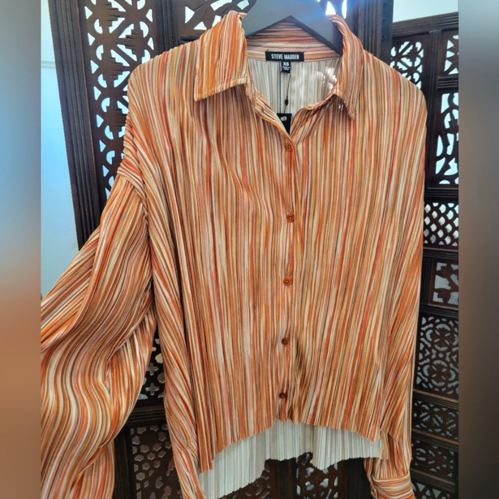 Steve Madden Milani top